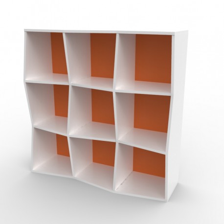 Etagere murale bois de couleur blanc et orange comportant des rangements en accès libre pour toutes les structures chr Etagere murale bois de couleur blanc et orange comportant des rangements en accès libre pour toutes les structures chr