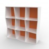 Etagere murale bois de couleur blanc et orange comportant des rangements en accès libre pour toutes les structures chr Etagere murale bois de couleur blanc et orange comportant des rangements en accès libre pour toutes les structures chr