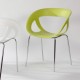 Chaise de bureau verte au design original pour des bureaux ou salles de réunions d'entreprise et d'espaces de coworking