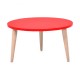 Table basse bois rouge qui fonctionne pour des salles d'attente et espace d'accueil, table basse scandinave facile à monter