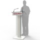 Pupitre de conférence plexiglas et bois en blanc mis en situation pendant une conférence ou un discours en entreprise