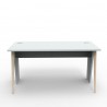 Bureau compact design de coloris blanc qui s'intègre aussi bien dans des open space et salles de réunion que des bureaux