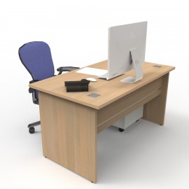 Bureau longueur 140 cm bois en chêne clair qui convient pour aménager une salle de réunion ou espace d'accueil en entreprise et 