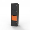 Vestiaire multicases en bois graphite et orange CASEO avec 4 cases qui est livré monté dans des salles de sport