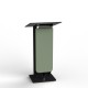 Pupitre de conférence vert arcilla au design léger avec tablette inclinée idéal pour un orateur et conférencier