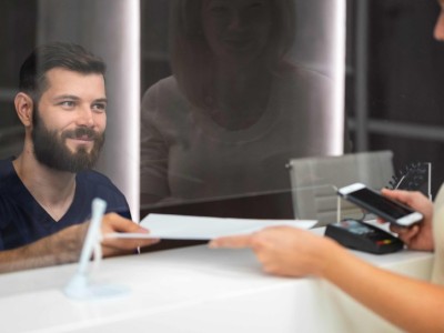 À quoi ressemblera la banque d’accueil en 2050 ?